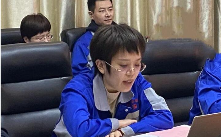 營銷中心主任李昌鳳從2024年重點工作介紹為始，分別從研發(fā)、營銷、售后及宣傳等方面，詳盡介紹了2024年的發(fā)展規(guī)劃.jpg